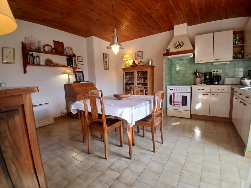French property for sale in Aumes, Hérault - €259,000 - photo 4