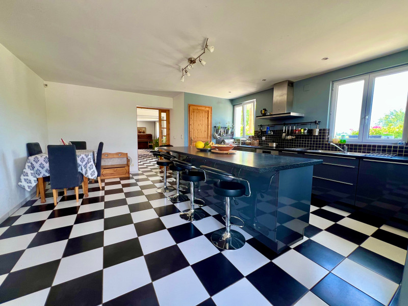 French property for sale in Lorignac, Charente-Maritime - €500,000 - photo 13