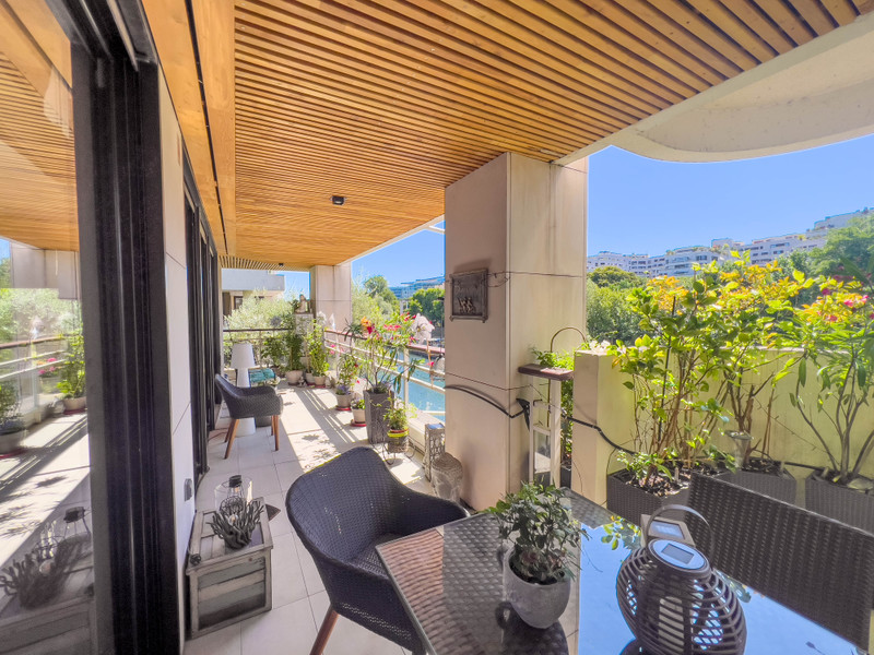 French property for sale in Levallois-Perret, Hauts-de-Seine - €1,450,000 - photo 2