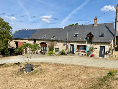 Maison à vendre à Villaines-la-Juhel, Mayenne, Pays de la Loire, avec Leggett Immobilier