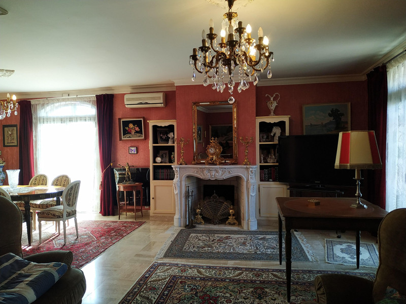 French property for sale in Bruges, Gironde - &#8364;1,155,000 - photo 4