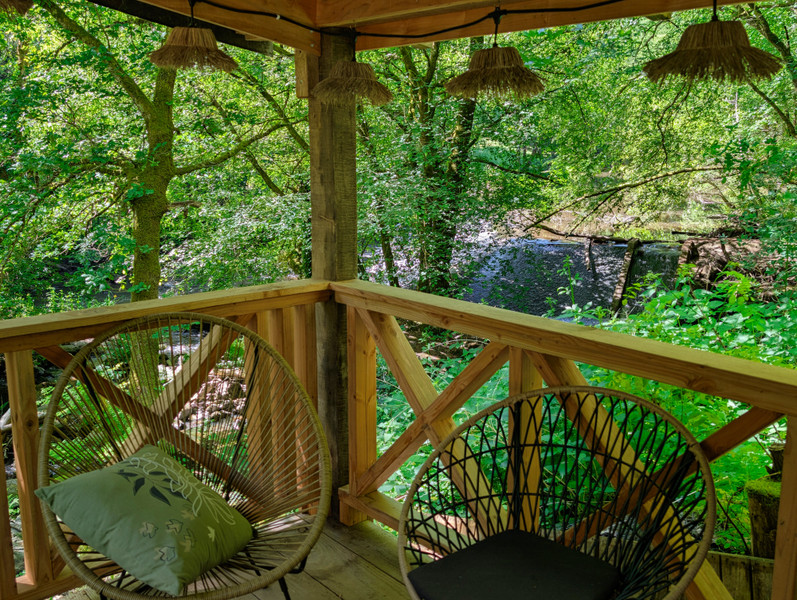 French property for sale in Crozant, Creuse - €395,000 - photo 2