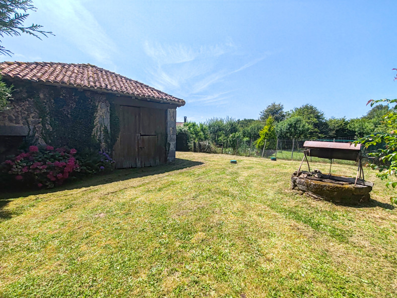 French property for sale in Saint-Estèphe, Dordogne - €82,500 - photo 10