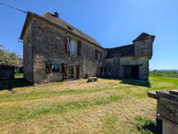Propriété à vendre à La Chapelle-Saint-Jean, Dordogne - 196 000 € - photo n°2