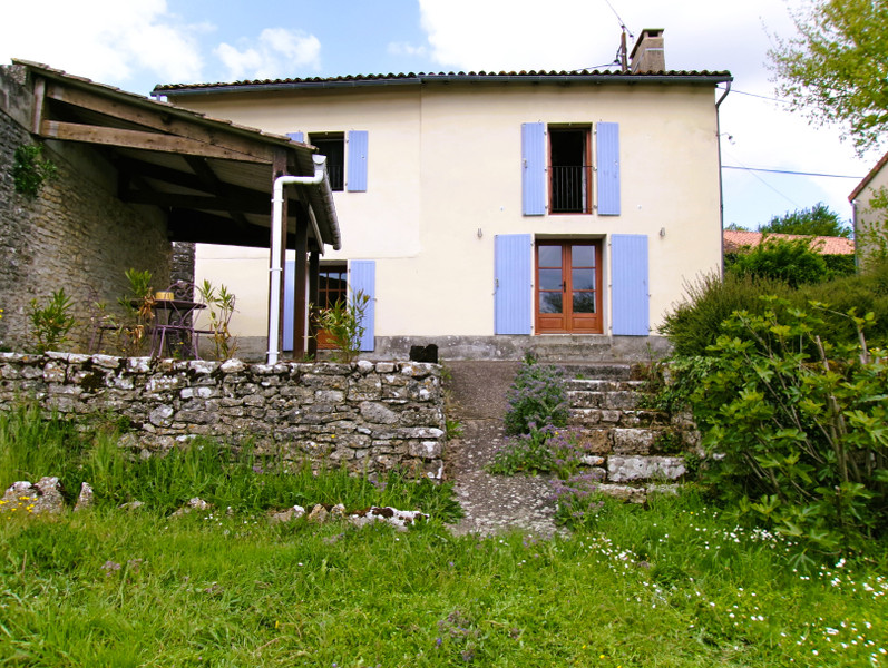 Maison à vendre à Chatain, Vienne - 119.900 € - photo 1