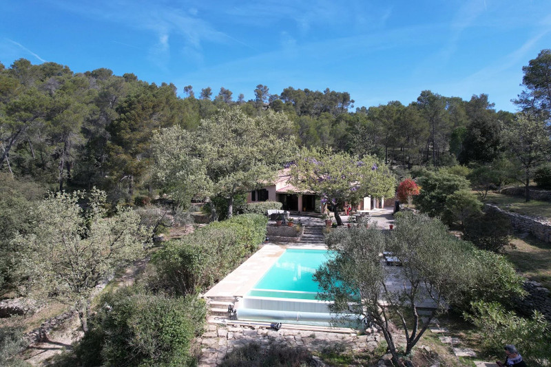 Maison à vendre à Cabasse, Var - 847.000 € - photo 1