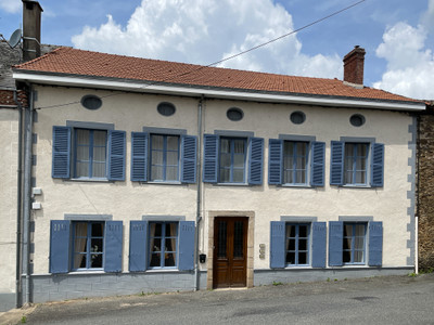 Maison à vendre à Châlus, Haute-Vienne, Limousin, avec Leggett Immobilier