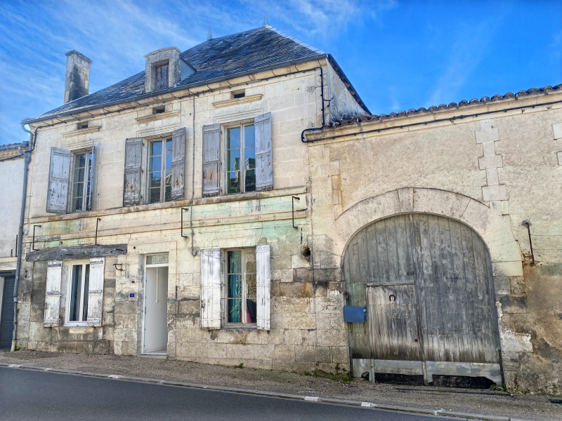 Propriété à vendre à Allemans, Dordogne - 130 800 €
