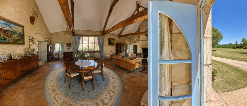 French property for sale in Luzé, Indre-et-Loire - €800,000 - photo 6