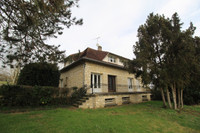 Maison à vendre à La Roche-Posay, Vienne - 197.950 € - photo 1