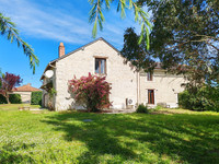 Maison à vendre à Sérigny, Vienne - 234.000 € - photo 1
