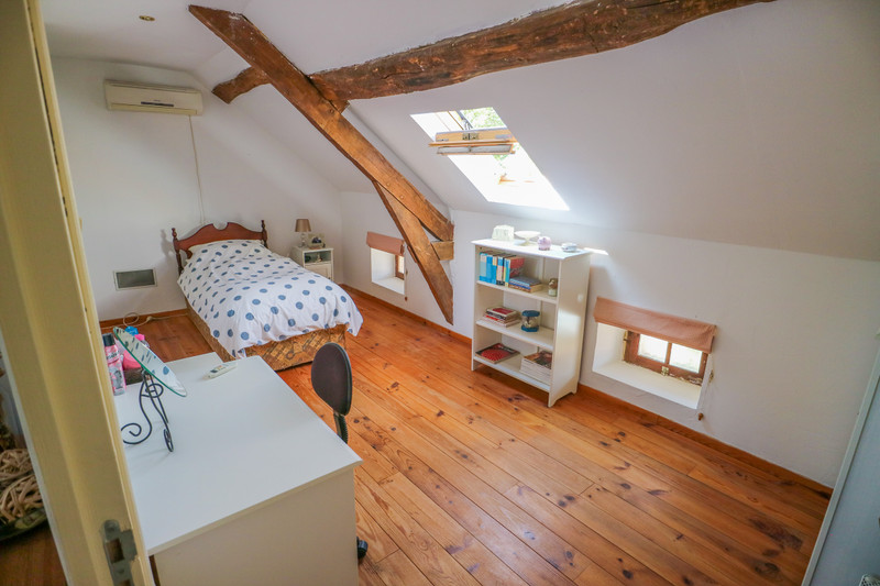 French property for sale in Brigueil-le-Chantre, Vienne - €162,000 - photo 9