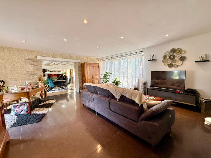 French property for sale in La Roche-Rigault, Vienne - €233,000 - photo 4