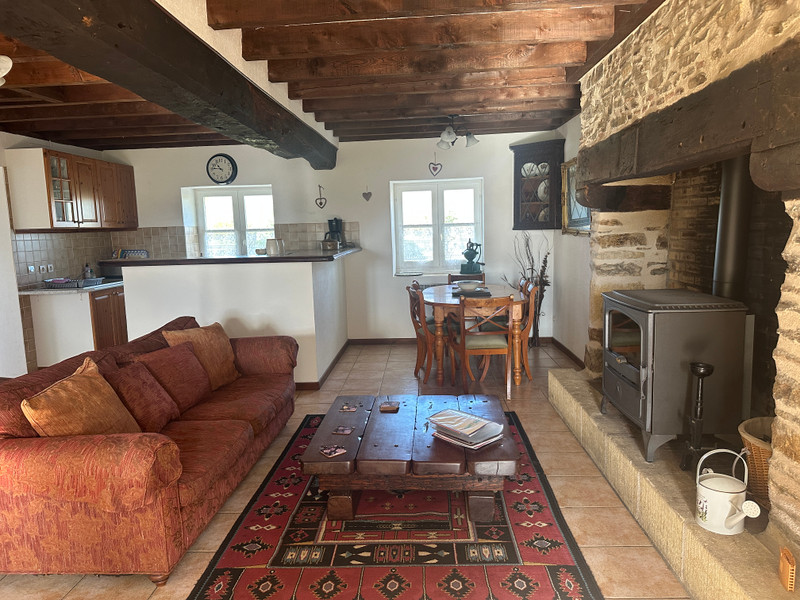 French property for sale in Thiviers, Dordogne - €583,000 - photo 8