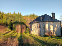 Propriété à vendre à Lamazière-Basse, Corrèze - 159 000 € - photo n°1