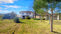 Propriété à vendre à Muron, Charente-Maritime - 221 000 € - photo n°1