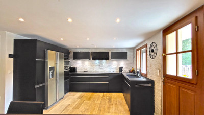 Ski property for sale in  - 699 000 € - photo 4