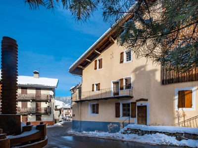Chalet à vendre à Les Allues, Savoie, Rhône-Alpes, avec Leggett Immobilier