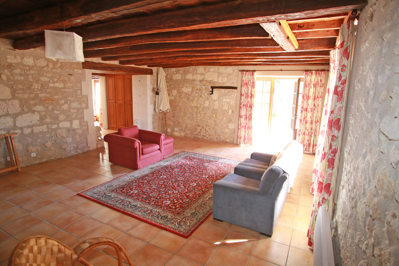French property for sale in La Chapelle-Montabourlet, Dordogne - &#8364;369,940 - photo 4