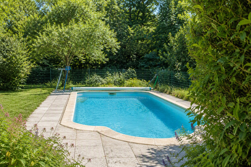 French property for sale in Pluméliau-Bieuzy, Morbihan - €250,000 - photo 2