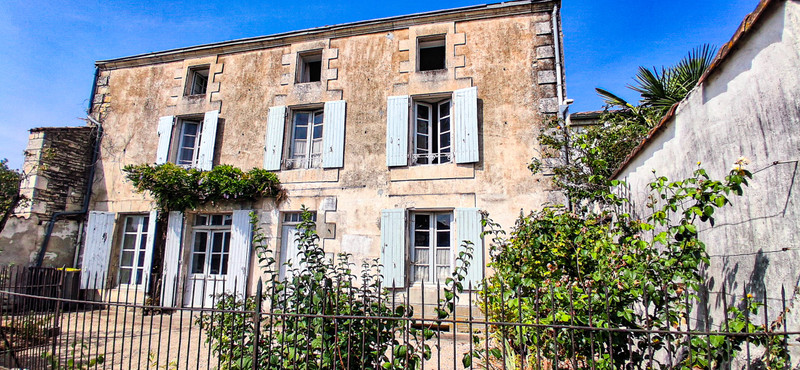 French property for sale in Villiers-en-Plaine, Deux-Sèvres - €151,250 - photo 0
