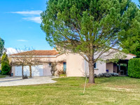 Maison à vendre à Mansle, Charente - 360.400 € - photo 1