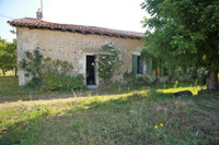 houses and homes for sale inChampagne-et-FontaineDordogne Aquitaine