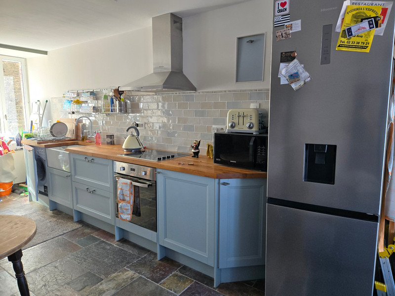 French property for sale in Saint-Cyr-du-Bailleul, Manche - €77,000 - photo 5
