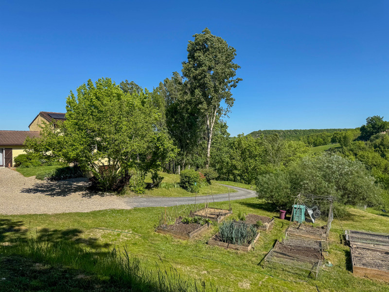 French property for sale in Montcuq-en-Quercy-Blanc, Lot - €441,500 - photo 12