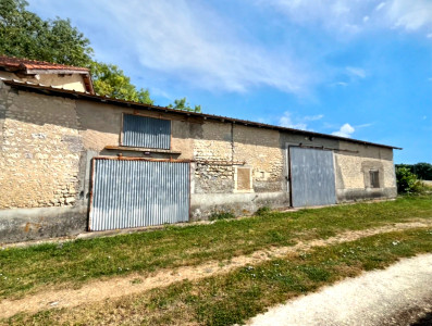 French property for sale in Bellevigne, Charente - €41,600 - photo 3