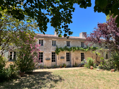 Maison à vendre à Saint-Palais-sur-Mer, Charente-Maritime, Poitou-Charentes, avec Leggett Immobilier