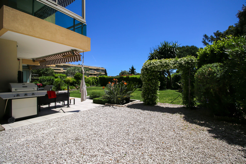 French property for sale in Antibes, Alpes-Maritimes - &#8364;365,000 - photo 5