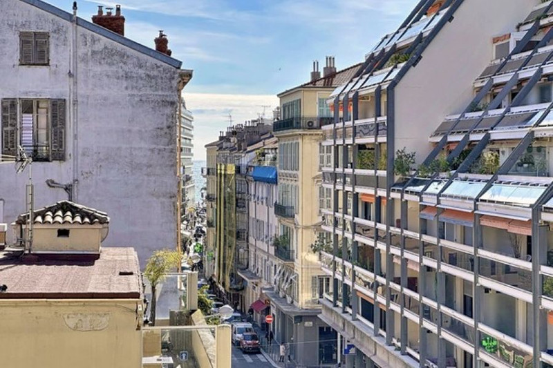 French property for sale in Nice, Alpes-Maritimes - €725,000 - photo 6