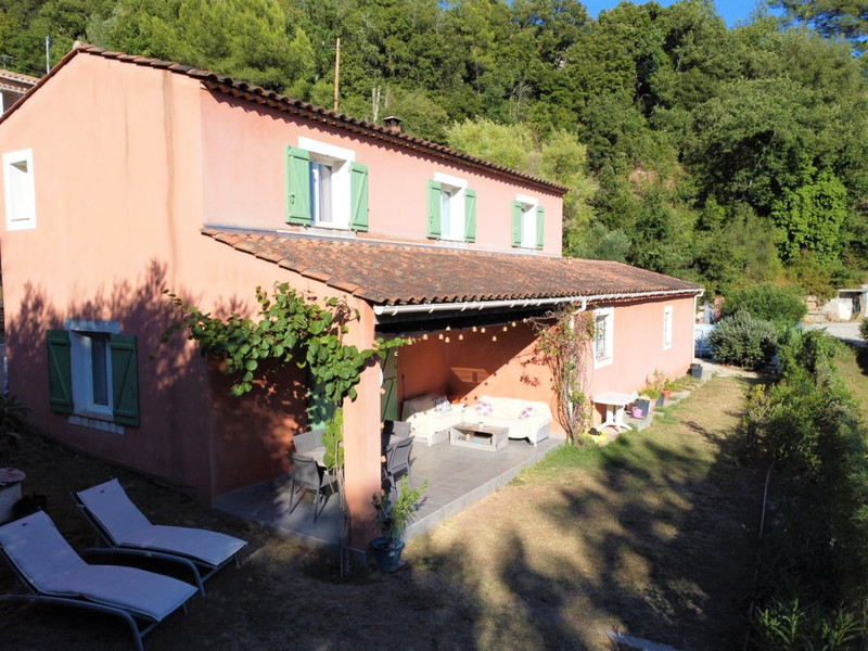 French property for sale in Bagnols-en-Forêt, Var - €485,000 - photo 0