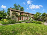 Propriété à vendre à Val-d'Oire-et-Gartempe, Haute-Vienne - 194 400 € - photo n°2