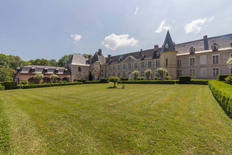 French property for sale in Pont-Audemer, Eure - &#8364;3,990,000 - photo 2