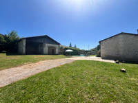 Maison à vendre à Bazac, Charente - 251.450 € - photo 12