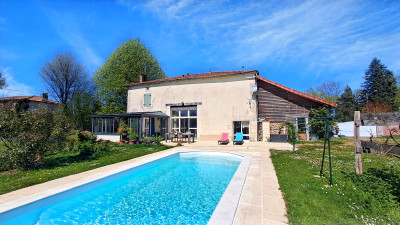 house for sale in Charente