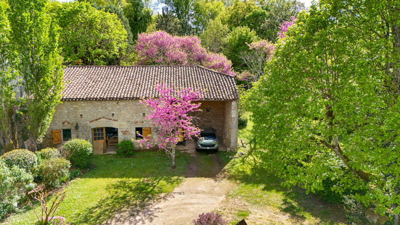French property for sale in Montayral, Lot-et-Garonne - €580,000 - photo 9