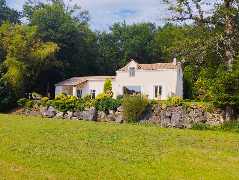 French property for sale in Rougnac, Charente - €498,200 - photo 9