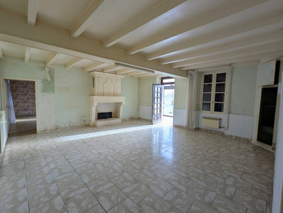 French property for sale in Arthenac, Charente-Maritime - €159,900 - photo 1