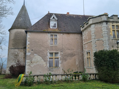 French property for sale in Vicq, Allier - €892,500 - photo 2