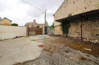 Maison à vendre à Chives, Charente-Maritime - 36.600 € - photo 11