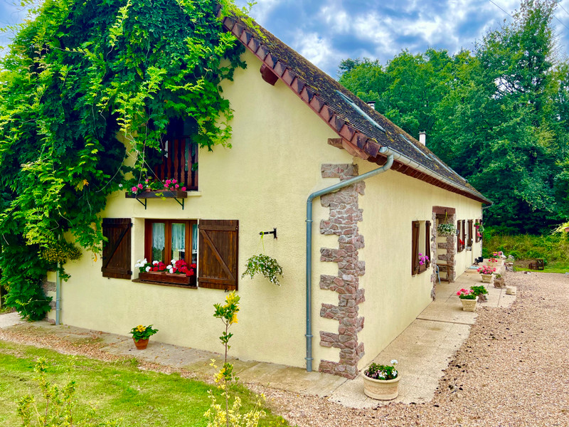 French property for sale in Champniers-et-Reilhac, Dordogne - &#8364;450,000 - photo 3