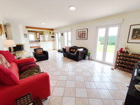 Maison à vendre à Vierville-sur-Mer, Calvados - 599.000 € - photo 2