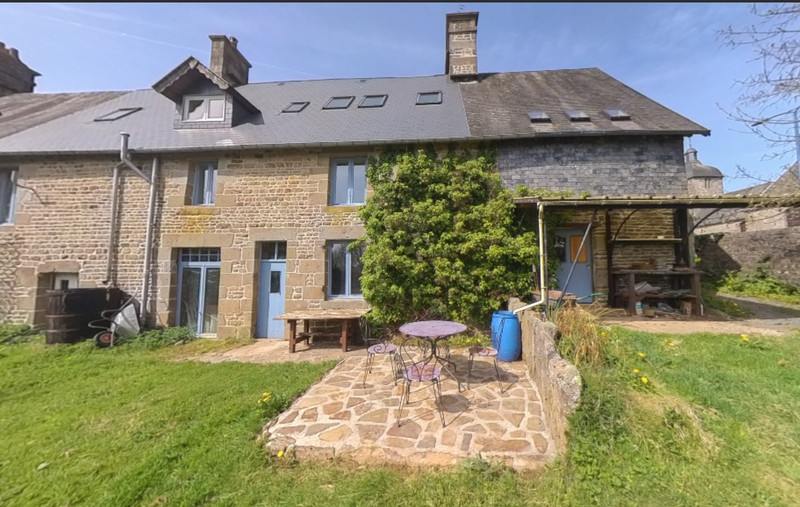 French property for sale in Sourdeval, Manche - €120,900 - photo 1