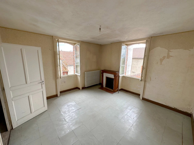 French property for sale in Bellac, Haute-Vienne - €77,000 - photo 6