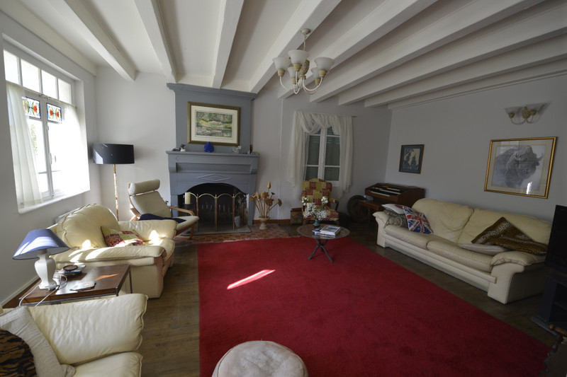 French property for sale in Bazauges, Charente-Maritime - &#8364;141,700 - photo 5