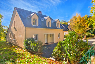 Maison à vendre à La Flèche, Sarthe, Pays de la Loire, avec Leggett Immobilier