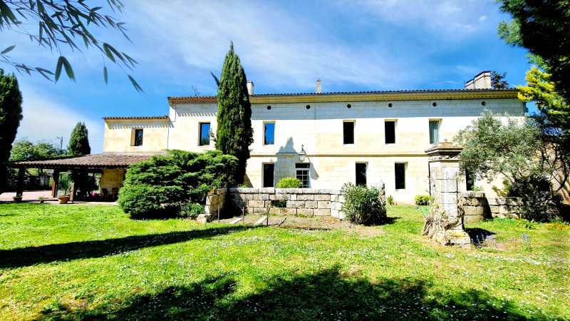 Propriété à vendre à Saint-Sulpice-de-Faleyrens, Gironde - 808 500 €